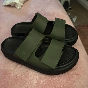 Womens Crocs Brooklyn Luxe Slide Sandal - Olive